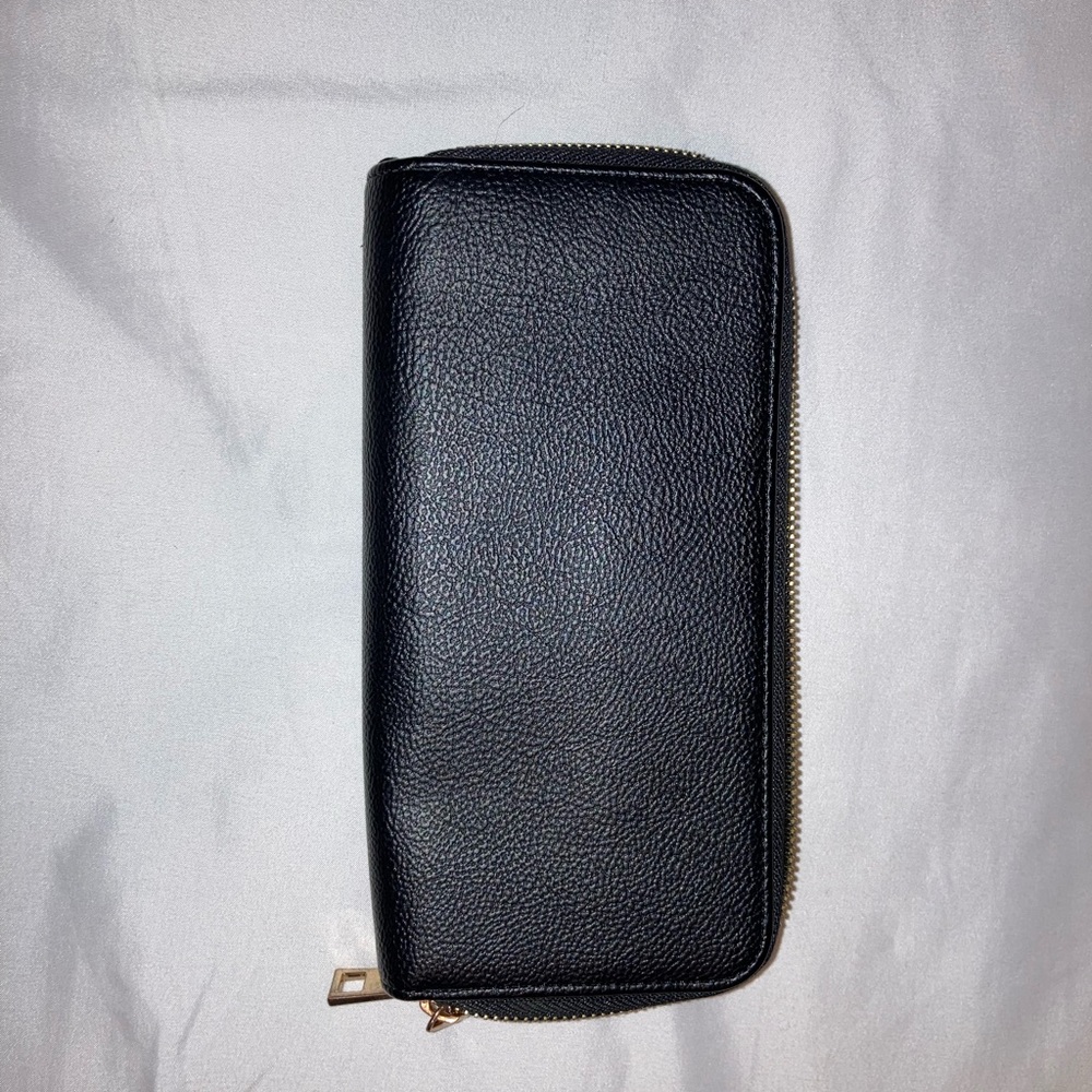Black wallet
